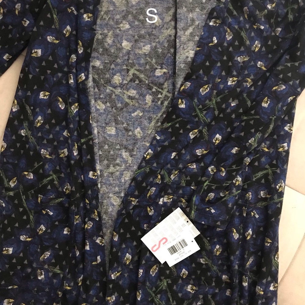 BNWT S black floral duster cardigan Lularoe sarah